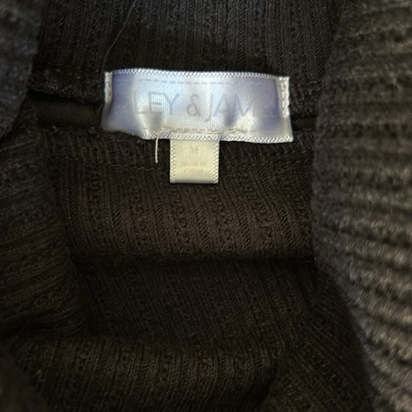 RILEY & JAMES black lined cowl dress. Hot & super fitted & ready to layer - Picture 5 of 7